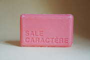 Savon sale caractère