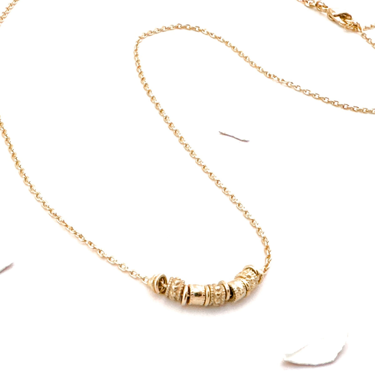 Oeuf Collier Clo