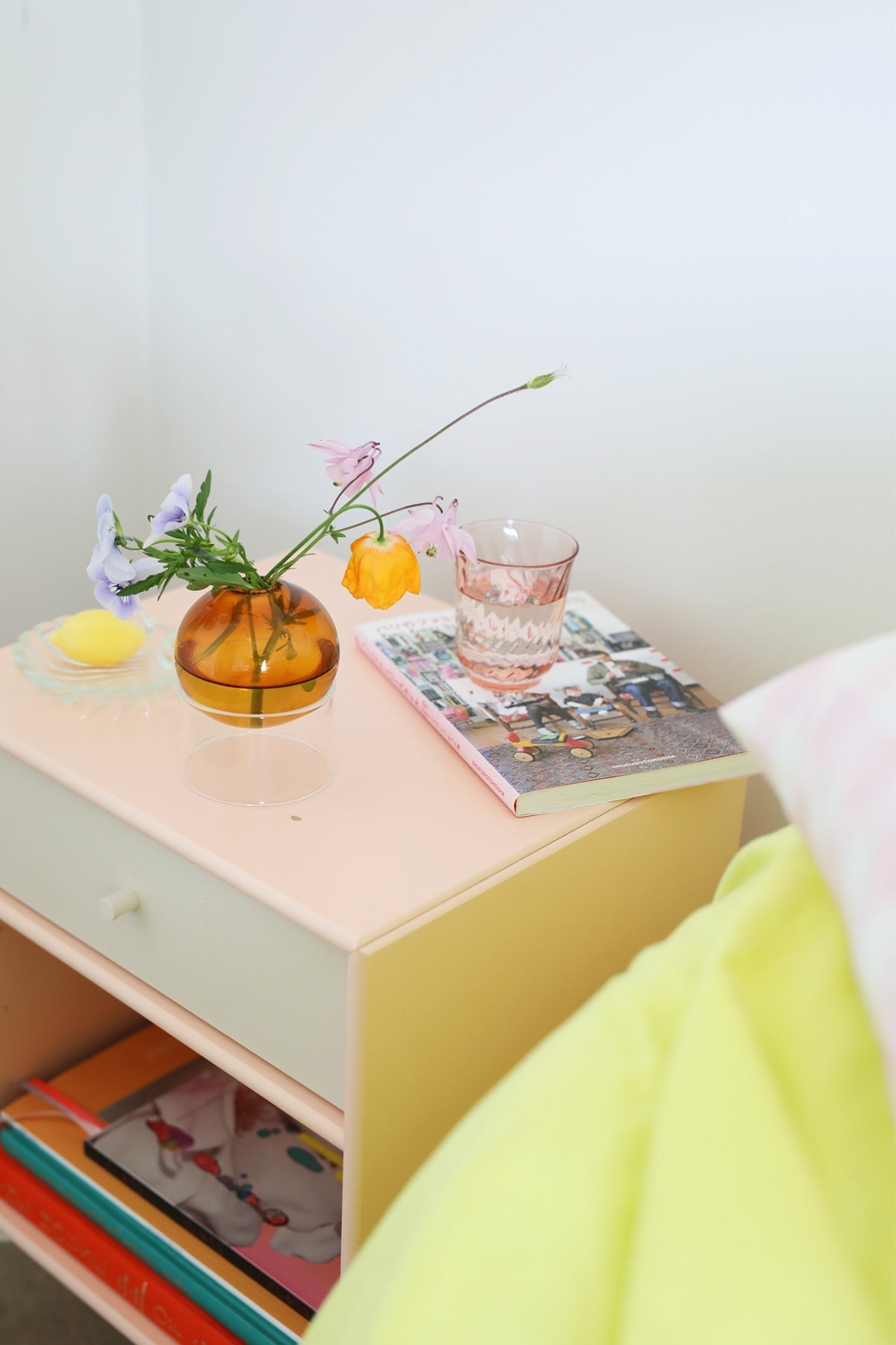 Standing flower bubble, low tube, amber, 802050a
