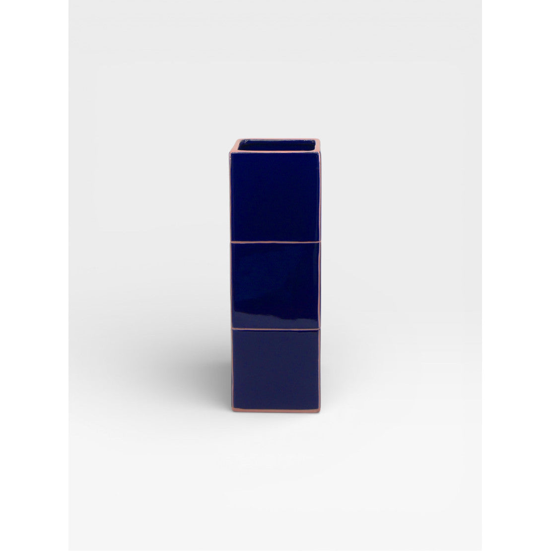 Vase Triple Tile