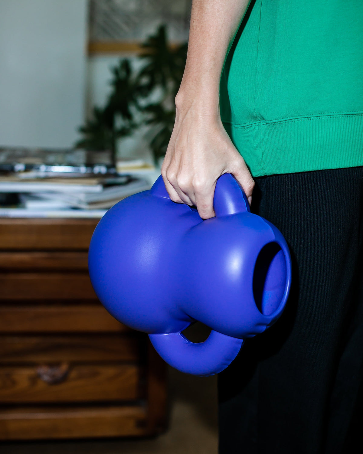 OSCAR, Vase Indigo Matte