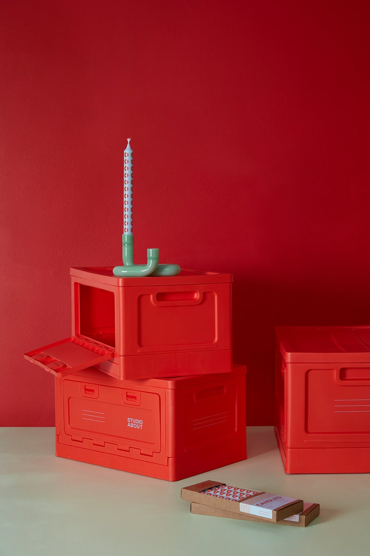 Box, large, red