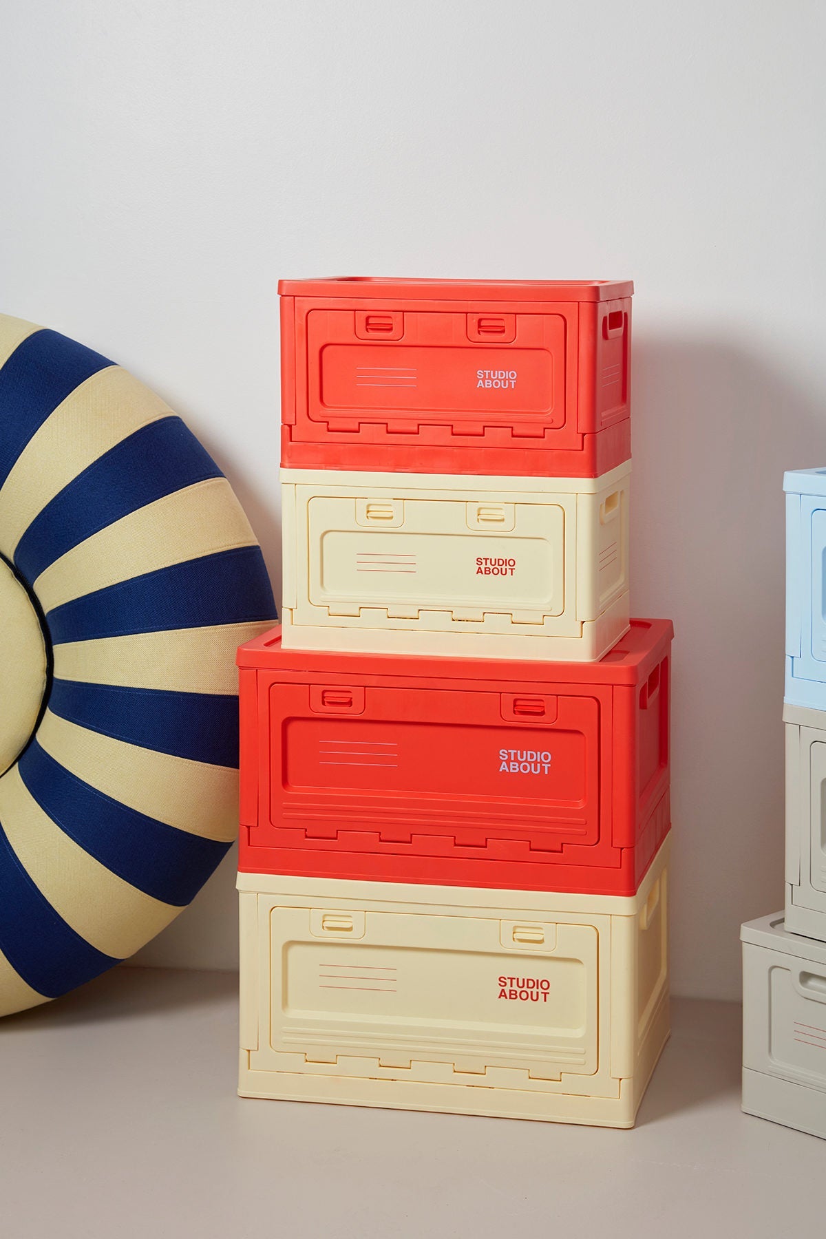 Box, large, red